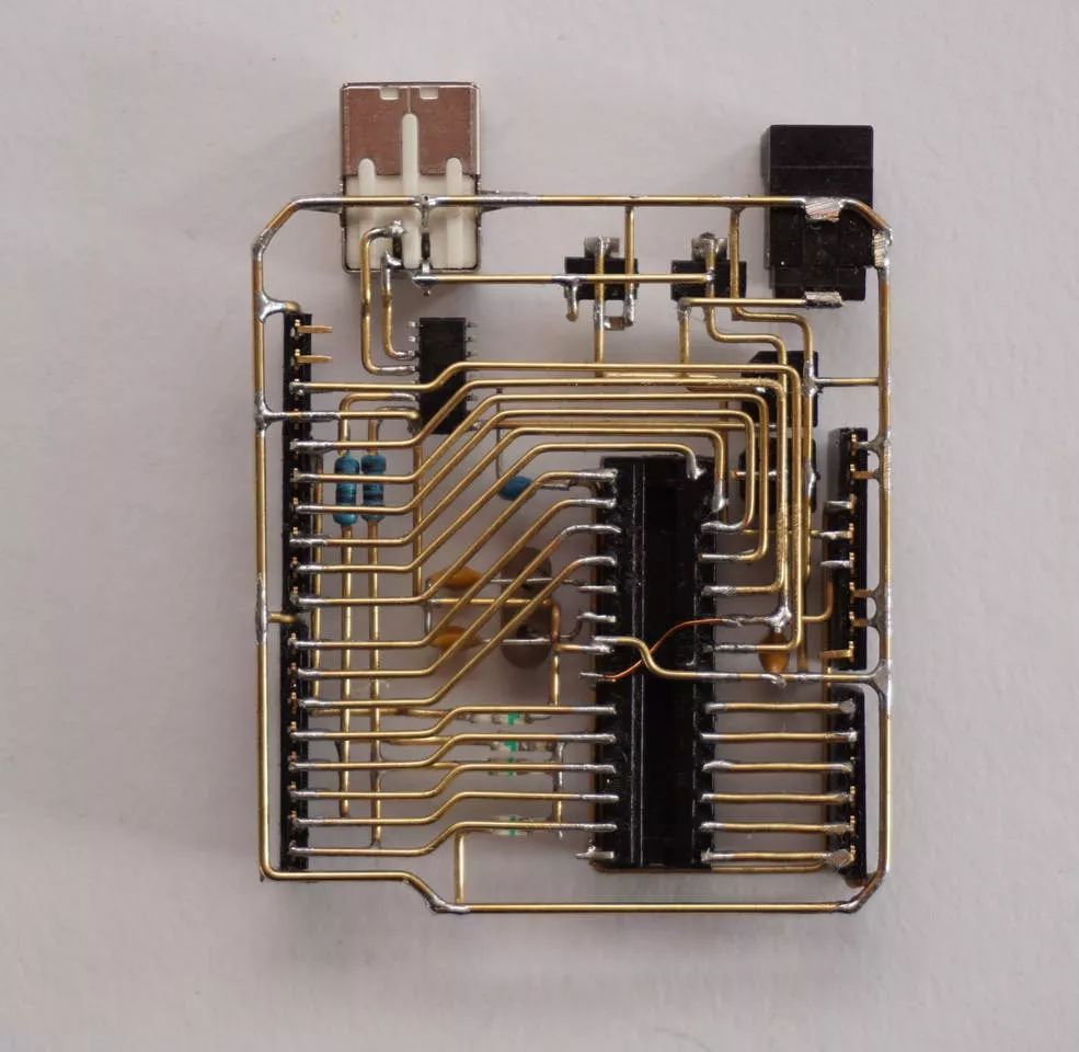 Using Wire to Create a Circuit Board: An Innovative Approach