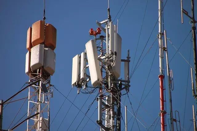 The Battle of Seven Major LPWAN Technologies: NB-IoT, LTE-M, Sigfox, LoRa, RPMA, Weightless, and HaLow