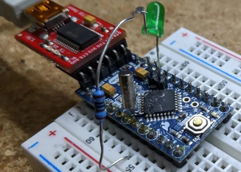 How to Build a GPS-Enabled E-Paper Clock