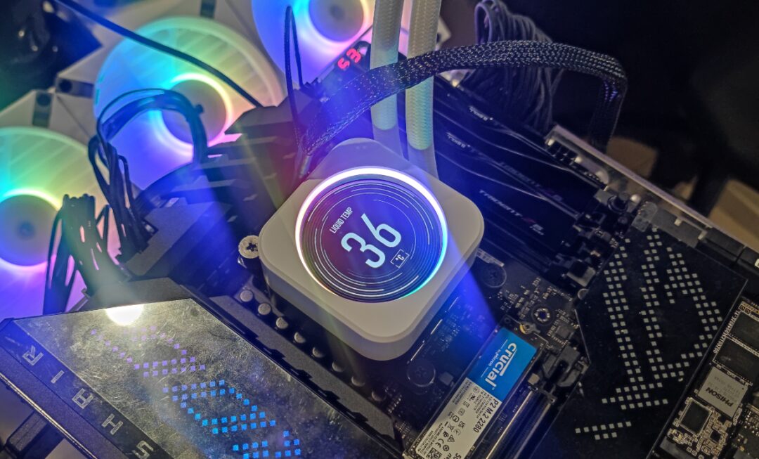 Corsair iCUE H150i ELITE LCD XT Cooler Review