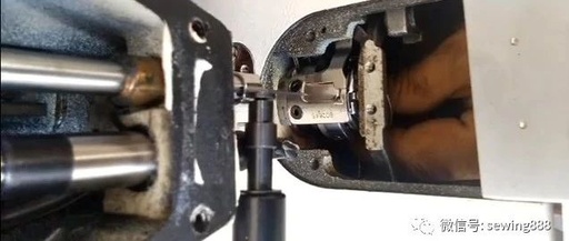 How to Replace Industrial Sewing Machine Blade