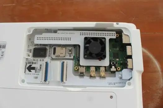Is the Chinese Made CrowPi L Raspberry Pi Laptop Worth $279?
