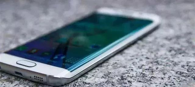 The Development History of Mobile Phone Screens Over the Past Decade