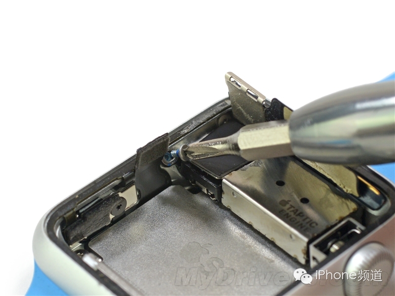 Apple Watch iFixit Detailed Teardown: Battery Too Weak!