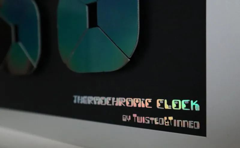 DIY Magical Thermochromic Clock