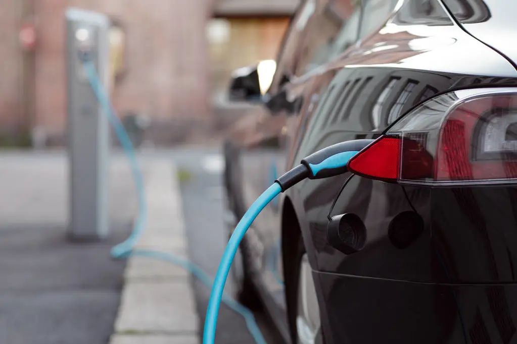 Why Do New Energy Vehicles Stop Charging Automatically?
