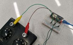 Measuring EMF and Internal Resistance Using ESP32 and Phyphox