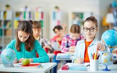 Research on Integrating STEAM and Maker Education Curriculum System