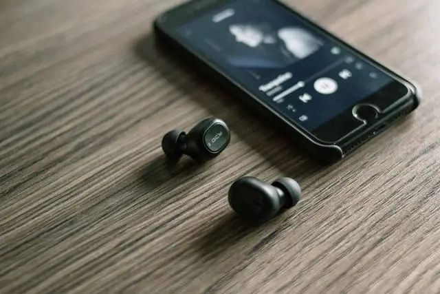 6 Bluetooth Uses You Should Know