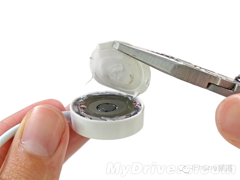Apple Watch iFixit Detailed Teardown: Battery Too Weak!