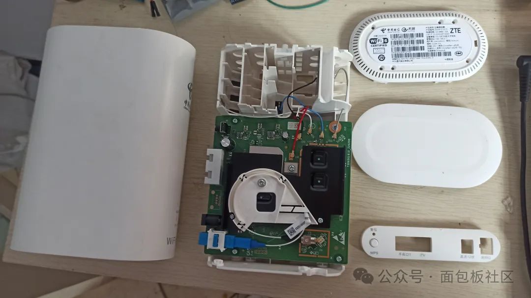 Disassembling My WiFi 6 Router: A Comprehensive Guide