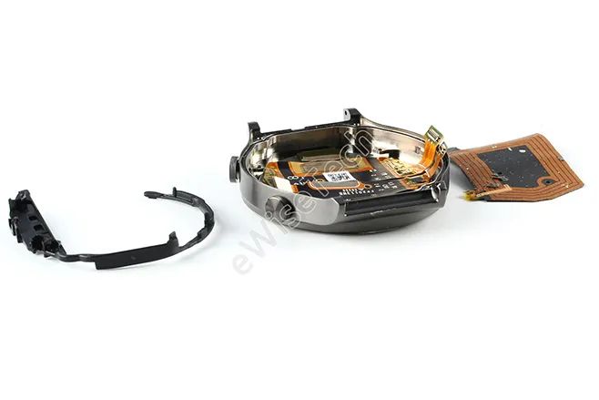 Disassembling the Huawei WATCH GT2 Pro: Luxury Exterior, Premium Internal Components