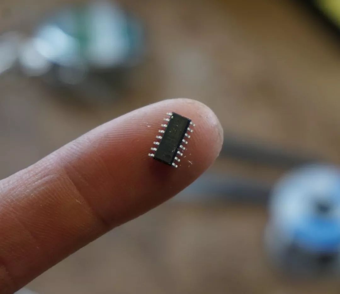 Using Wire to Create a Circuit Board: An Innovative Approach