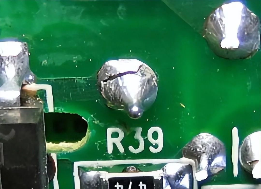 15 PCB Failure Modes and Solutions