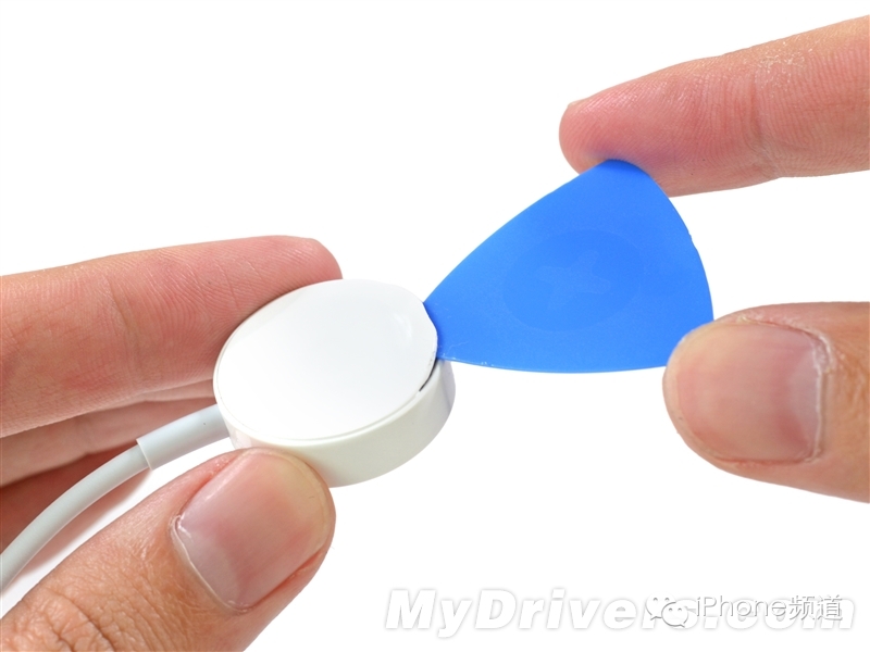 Apple Watch iFixit Detailed Teardown: Battery Too Weak!