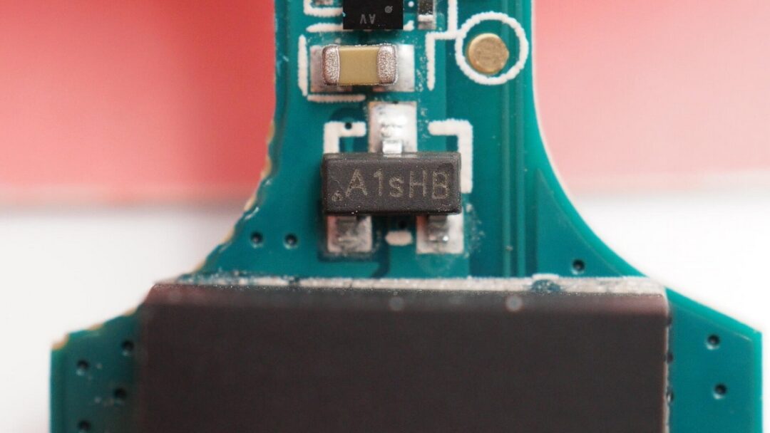 Analysis of 2020 Micro Source Power Management Solutions