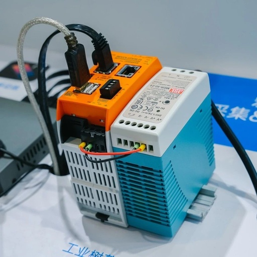 Connecting OT and IT with Industrial Raspberry Pi and MQTT