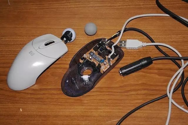 Connecting a Key to Your Computer for CW Practice