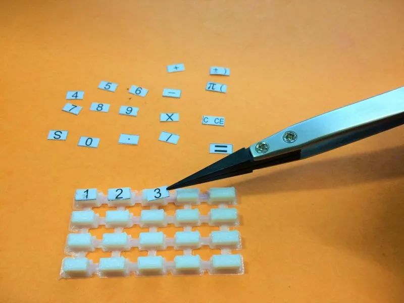 PiCalc: DIY OLED Screen Calculator Based on Raspberry Pi Pico