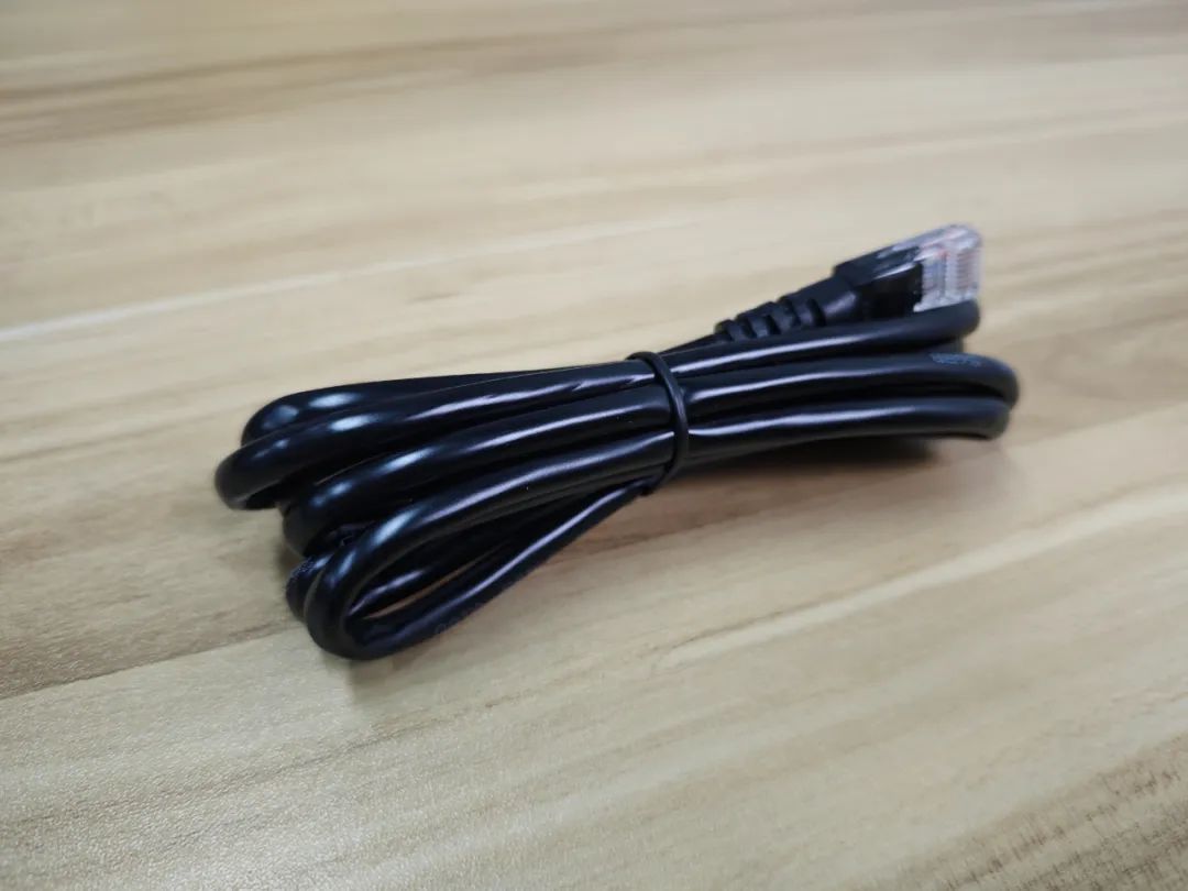 Wi-Fi 7 Router Review: Unboxing and Performance Test