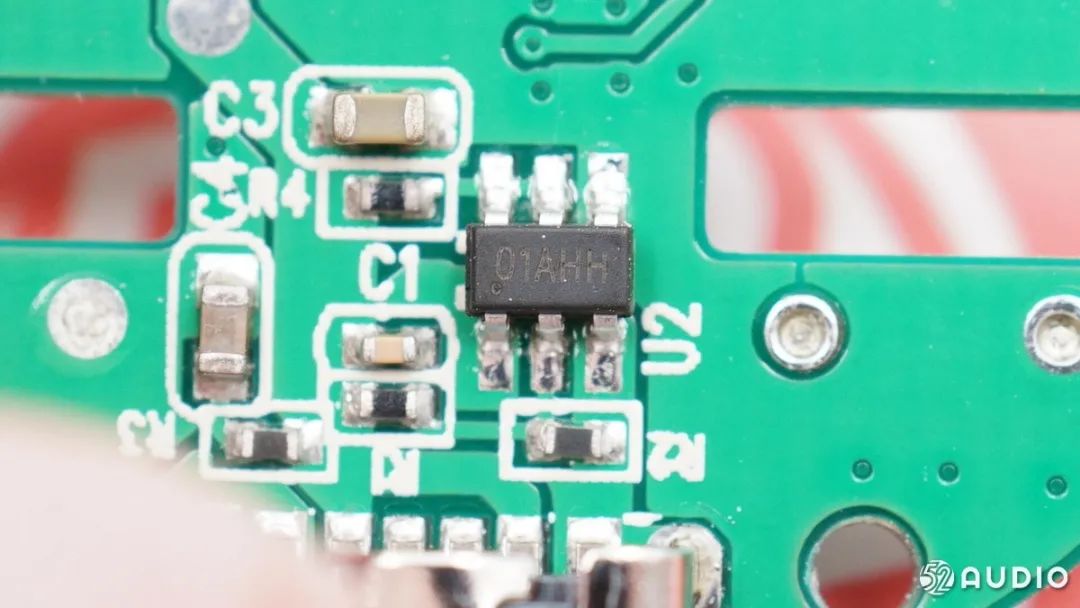 Simplifying TWS Charging Case Power Management Design