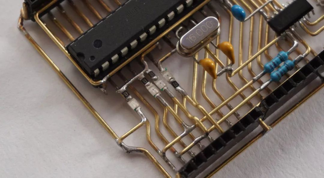 Using Wire to Create a Circuit Board: An Innovative Approach