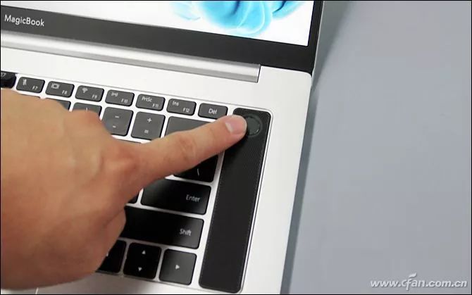 Honor MagicBook Pro Experience: A Stunning Full-Screen Laptop!
