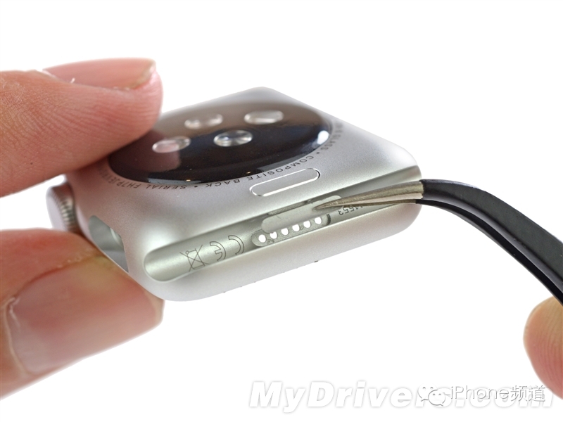 Apple Watch iFixit Detailed Teardown: Battery Too Weak!
