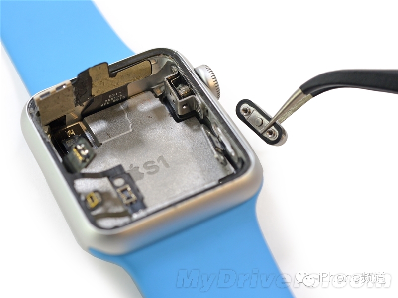 Apple Watch iFixit Detailed Teardown: Battery Too Weak!