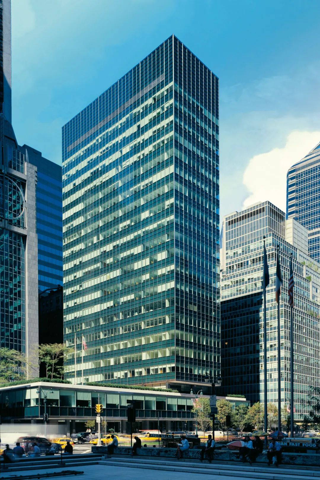 Thoughts on Headquarters Design by Silas Chiow and Qiu Huikang
