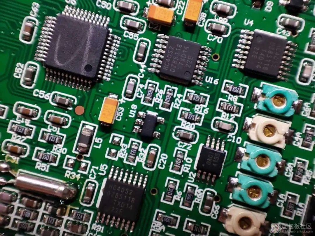 Disassembling a Ten-Year-Old Marvel: Miniware DS203 Mini Oscilloscope