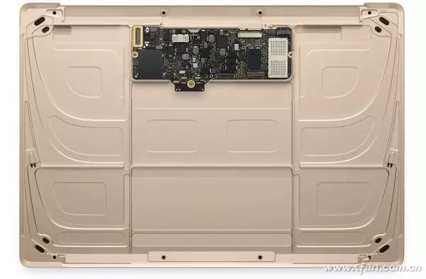 In-Depth Analysis of the Second Generation Core M with Skylake Architecture