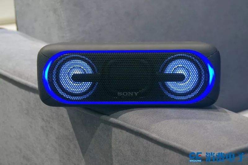 Three Bluetooth Speakers Reviewed: Can Portable Music Break the Curse?
