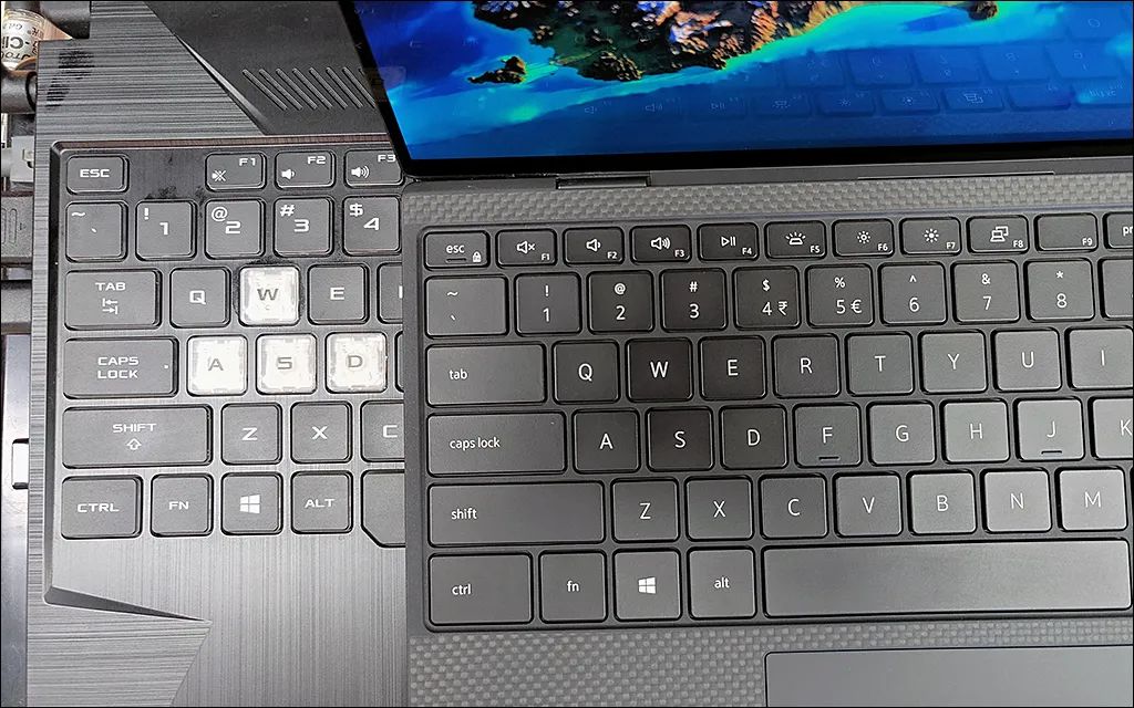 Dell XPS 13 9300 Review: The Ultimate Thin Laptop!