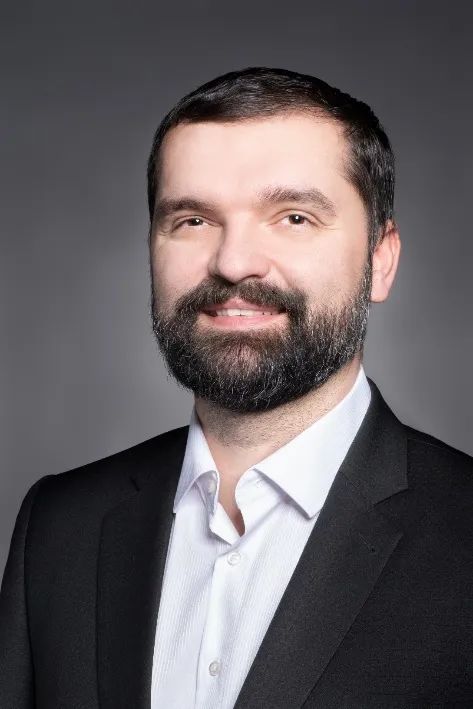 Choosing Between General MCUs and Edge AI Chips: Arm or RISC-V?
