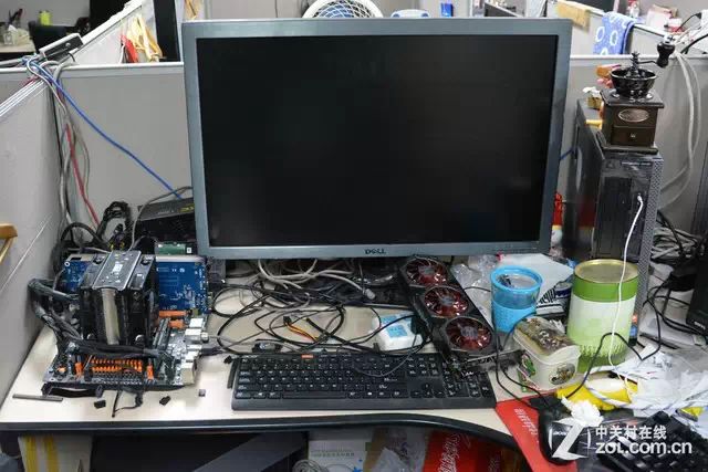 Unveiling The Workstations Of Hardware Editors