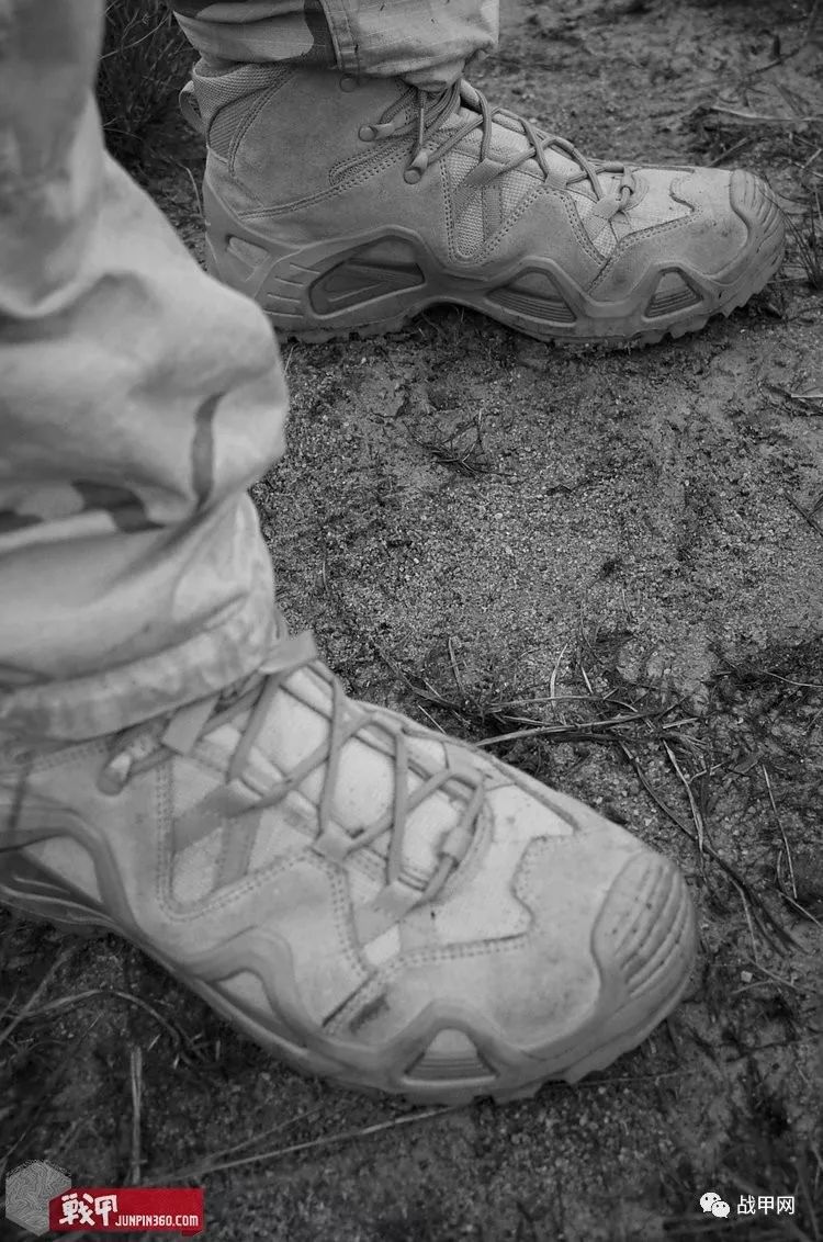 Evaluating LOWA Zephyr TF GTX Military Boots
