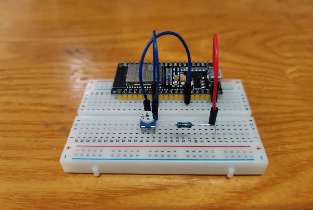 Using Phyphox and ESP32 Bluetooth to Plot Power Supply Characteristics