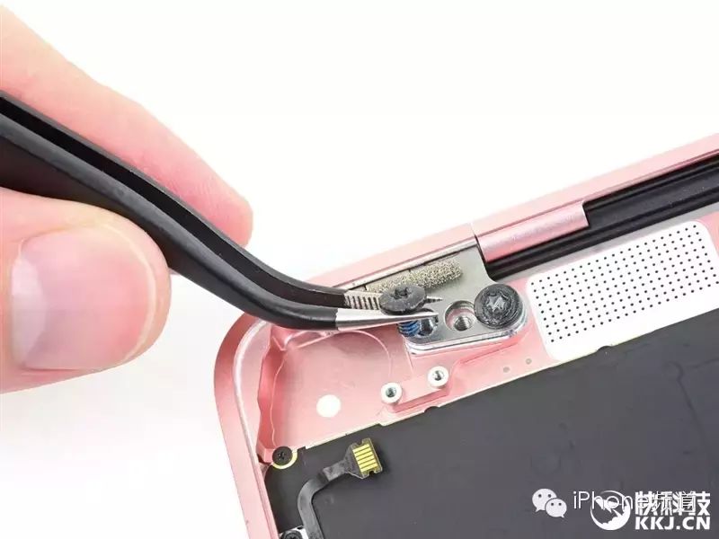 Shiny Rose Gold! Complete Disassembly of Apple's 12-Inch MacBook