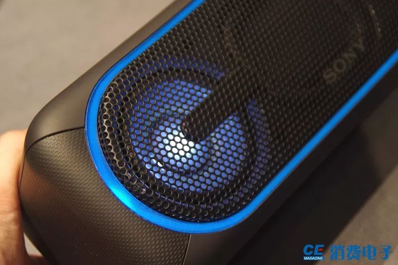 Three Bluetooth Speakers Reviewed: Can Portable Music Break the Curse?