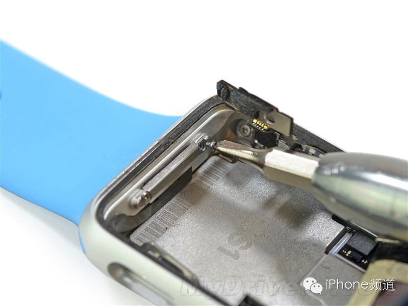 Apple Watch iFixit Detailed Teardown: Battery Too Weak!