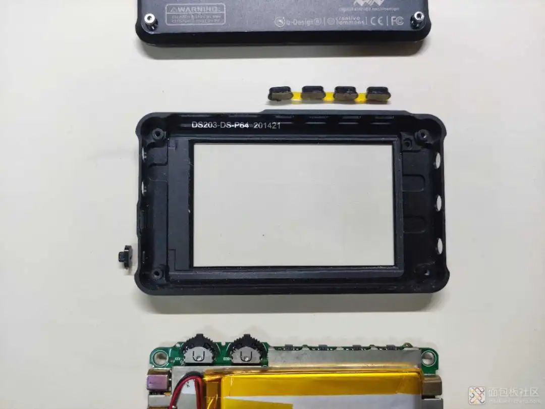 Disassembling a Ten-Year-Old Marvel: Miniware DS203 Mini Oscilloscope
