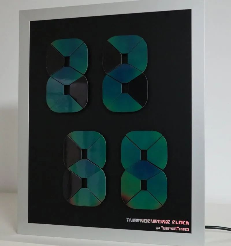 DIY Magical Thermochromic Clock