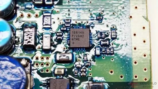 Disassembly Analysis: Audi Q3 and A4L Center Display Circuit