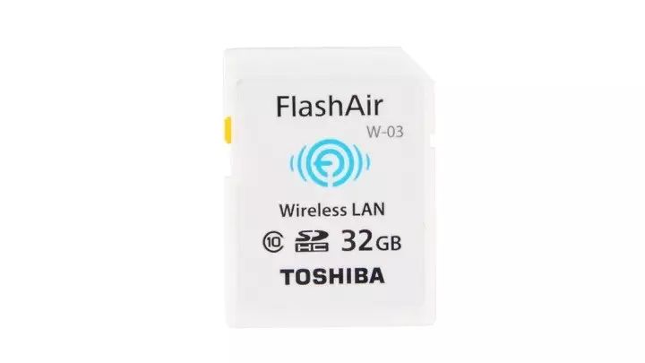 How to Use Toshiba FlashAir SD Card for Wi-Fi Sharing