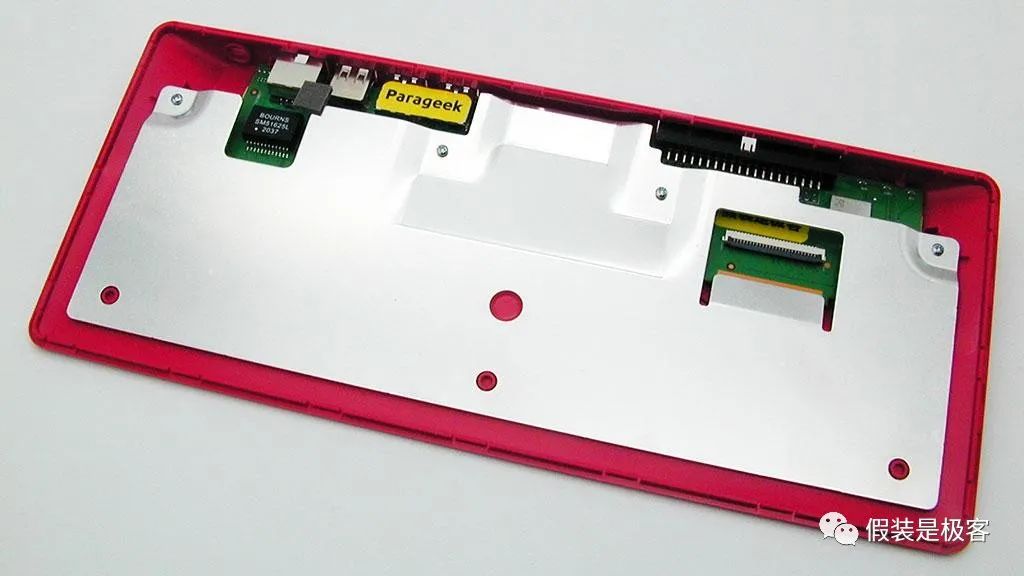 Exploring the Raspberry Pi 400: Is This New Learning Machine for You?