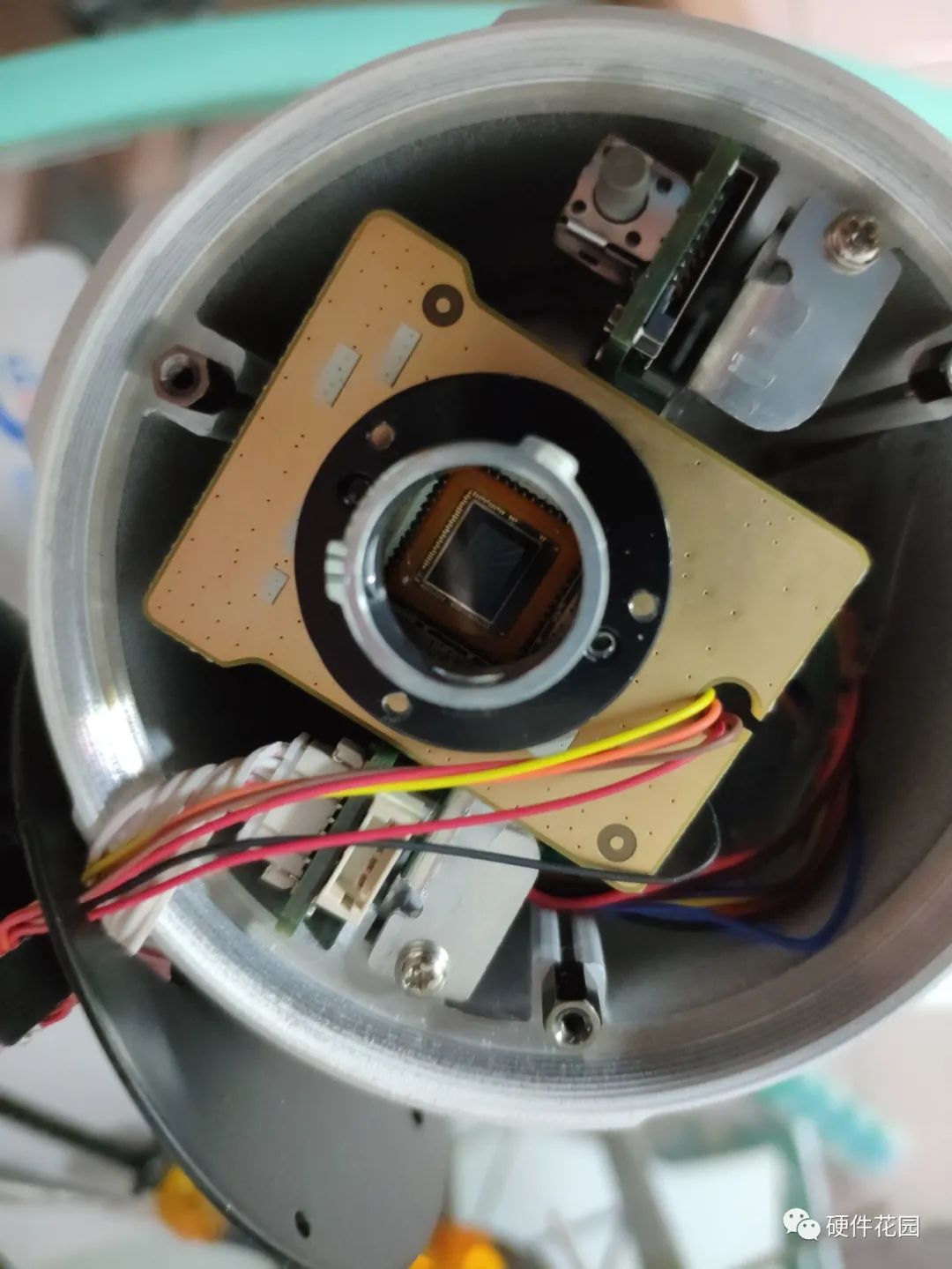 Disassembling Hikvision Camera DS-2SCD2612F4
