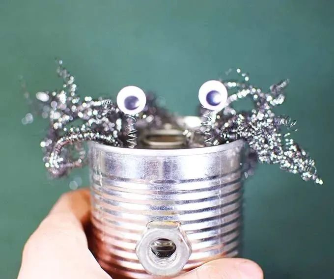 DIY Projects Using Old Tin Cans