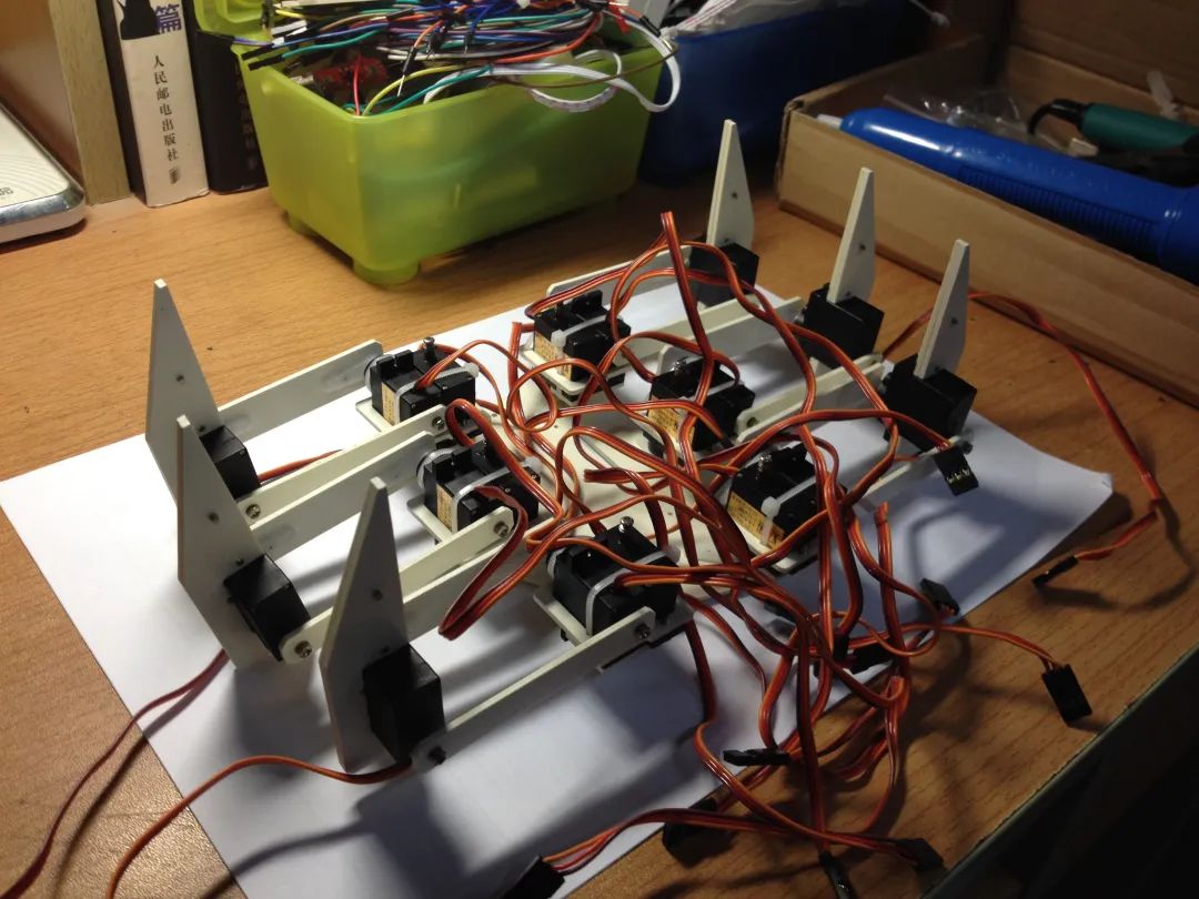 DIY Hexapod Bionic Robot