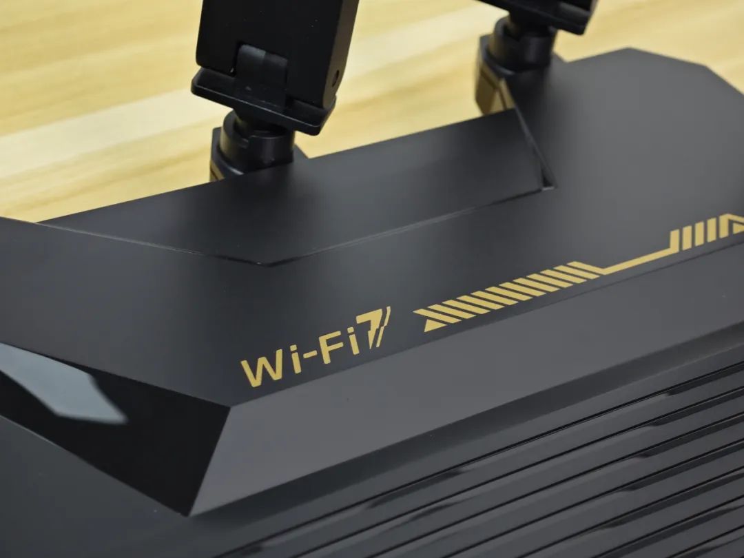 Wi-Fi 7 Router Review: Unboxing and Performance Test